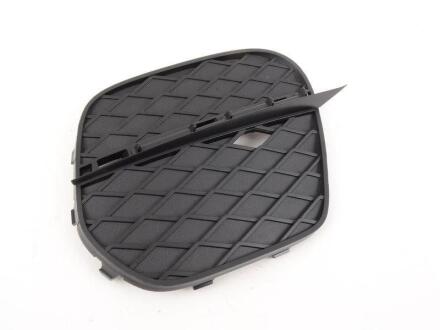Решетка бампера BMW 51117222860