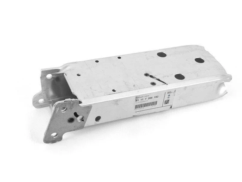Кронштейн підсилювача переднього бампера 1 (F2) BMW 51117266192 (фото 1)