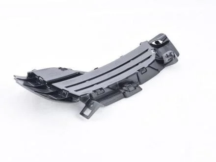 Решітка бампера BMW 51117307993