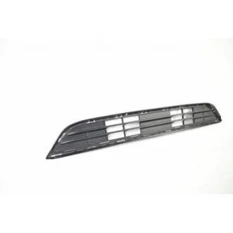 Решетка бампера BMW 51117338491