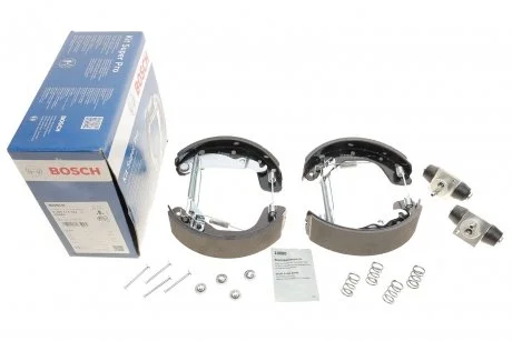 Тормозные колодки барабанные BOSCH 0204114582