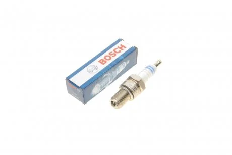 Свеча зажигания бензин никель 1 шт BOSCH 0241229579