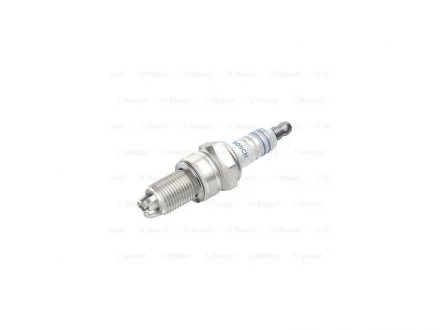 Свеча зажигания BOSCH 0241235698