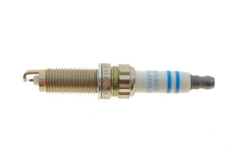 Свічка запалювання бензин платина 1 шт BOSCH 0 242 145 541