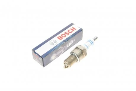 Свеча зажигания бензин никель 1 шт BOSCH 0 242 229 687
