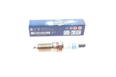 Свеча зажигания бензин платина 1 шт BOSCH 0 242 229 739