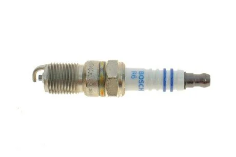 Свеча зажигания бензин никель 1 шт BOSCH 0 242 229 775