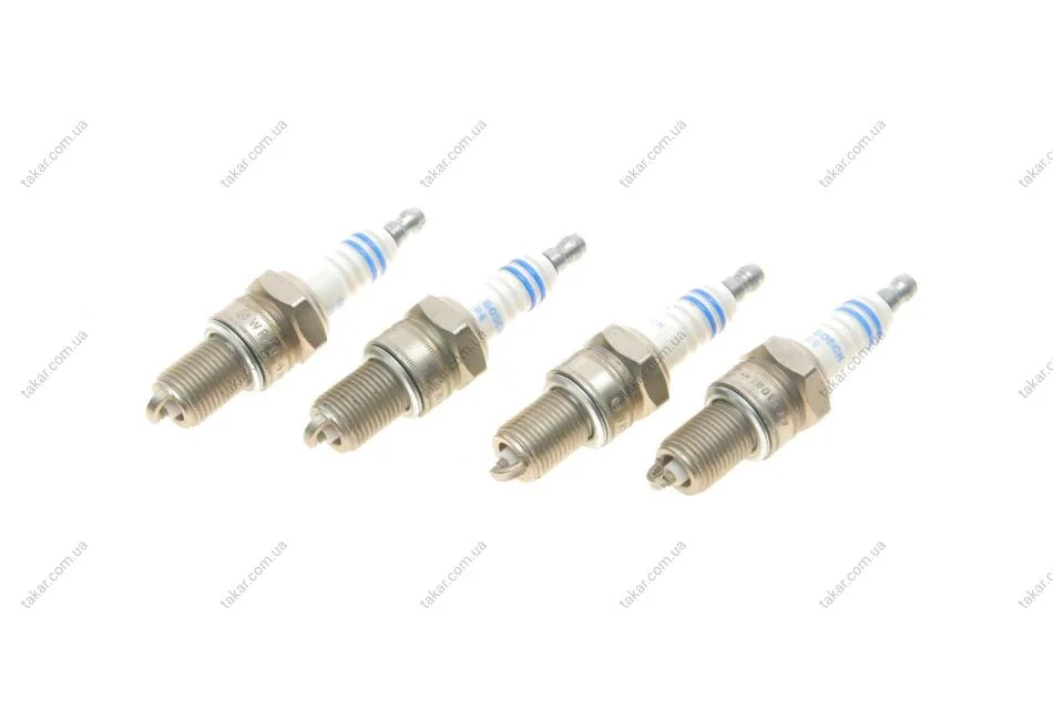 Свічка запалювання WR7DCE 0.8 NICKEL (LADA, DAEWOO, CHEVROLET) (4 шт.) (вир-во) BOSCH 0242235909 (фото 1)