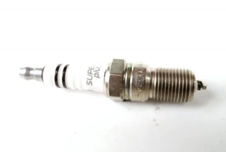 Свічка запалювання HR6DCE NICKEL (FORD) (вир-во) BOSCH 0242240591