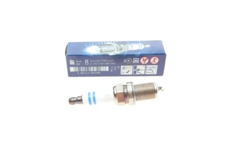 Свеча зажигания бензин платина 1 шт BOSCH 0 242 245 558