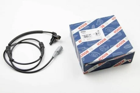 Датчик АБС (ABS) передний BOSCH 0 265 007 666