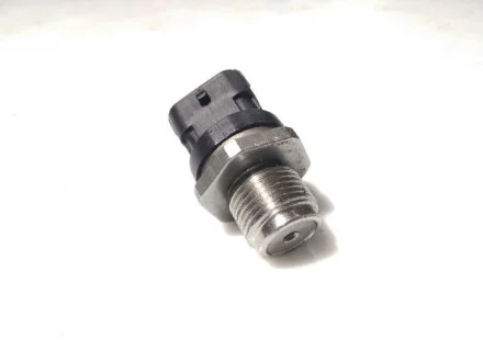 Датчик тиску палива BOSCH 0 281 006 035