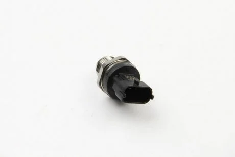 Датчик давления топлива BOSCH 0281006053