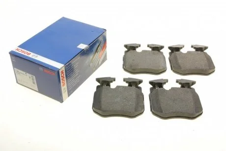 Гальмівні колодки передні дискові BOSCH 0 986 424 431