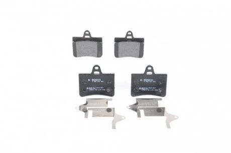 Тормозные колодки задние дисковые BOSCH 0986424580