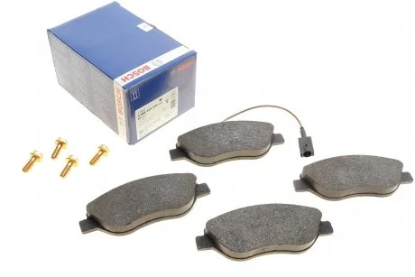 Тормозные колодки передние дисковые BOSCH 0986424595