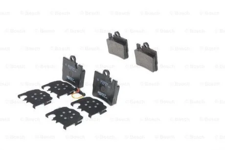 Тормозные колодки задние дисковые BOSCH 0986424830