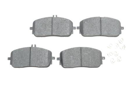 Колодки тормозные дисковые (комплект 4 шт.)) BOSCH 0986424888