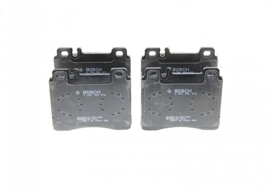 Тормозные колодки передние дисковые BOSCH 0 986 460 976 (фото 1)