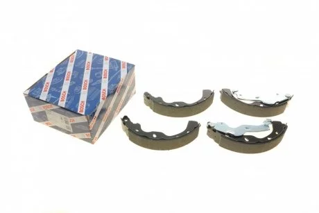 Тормозные колодки задние барабанные BOSCH 0 986 487 731