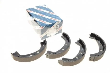 Тормозные колодки барабанные BOSCH 0 986 487 732