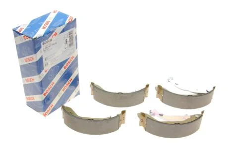 Тормозные колодки задние барабанные BOSCH 0 986 487 852