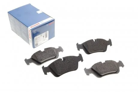 Тормозные колодки передние дисковые BOSCH 0986494015
