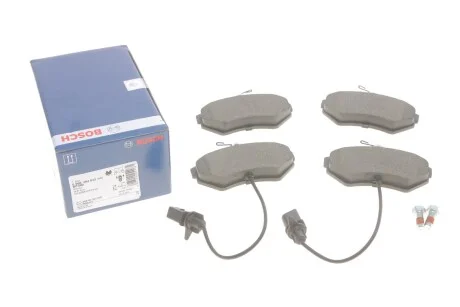 Тормозные колодки передние дисковые BOSCH 0986494042