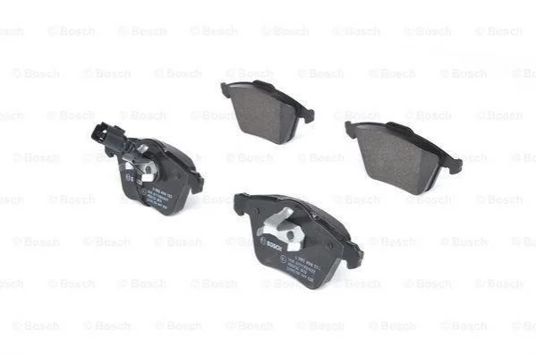 Тормозные колодки передние дисковые BOSCH 0986494103 (фото 1)