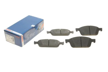 Тормозные колодки передние дисковые BOSCH 0 986 495 388