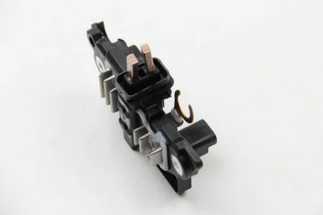 Электр. регулятор напряжения – замена на 1986AE0092 BOSCH F00MA45237