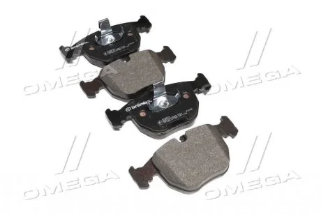Гальмівні колодки передні дискові BREMBO P06 021