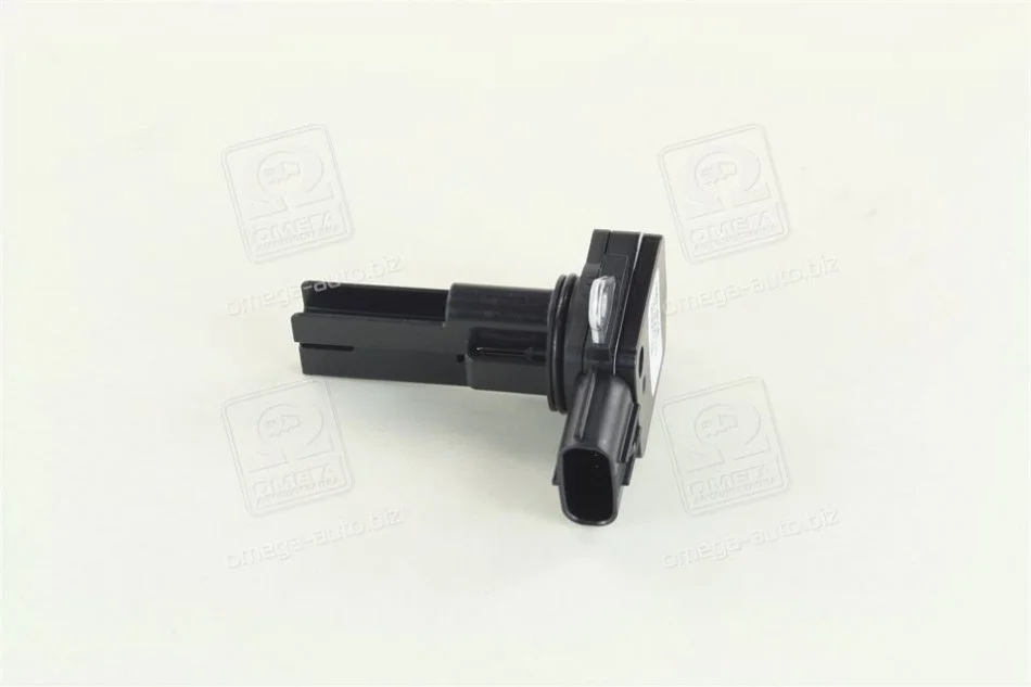 Датчик потоку (витрати) повітря, витратомір M.A.F. - (Mass Airflow) DENSO DMA-0110 (фото 1)
