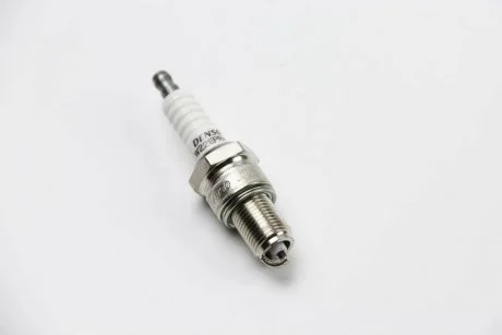 Свеча зажигания бензин никель 1 шт DENSO W22EPR-U