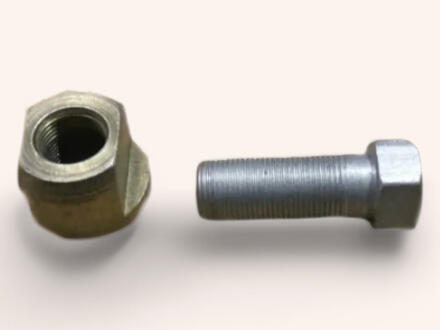 Болт Detalka 372882/5335-2902018