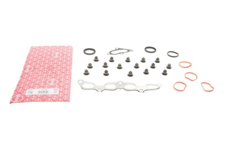 Комплект прокладок двигуна ELRING 024.961