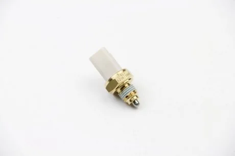 Датчик включения фонарей заднего хода FACET 7.6218