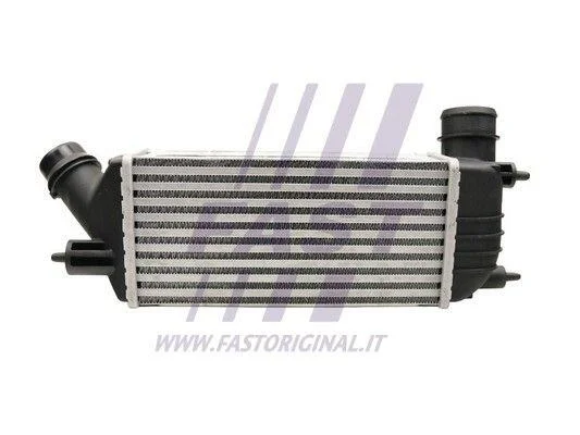 Радіатор інтеркулера 2.0MJET 16V,2.0HDI 8V,2.0HDI 16V Toyota ProAce 13-16, Fiat Scudo 07-16, Peugeot Expert 07-16 FAST FT55594 (фото 1)