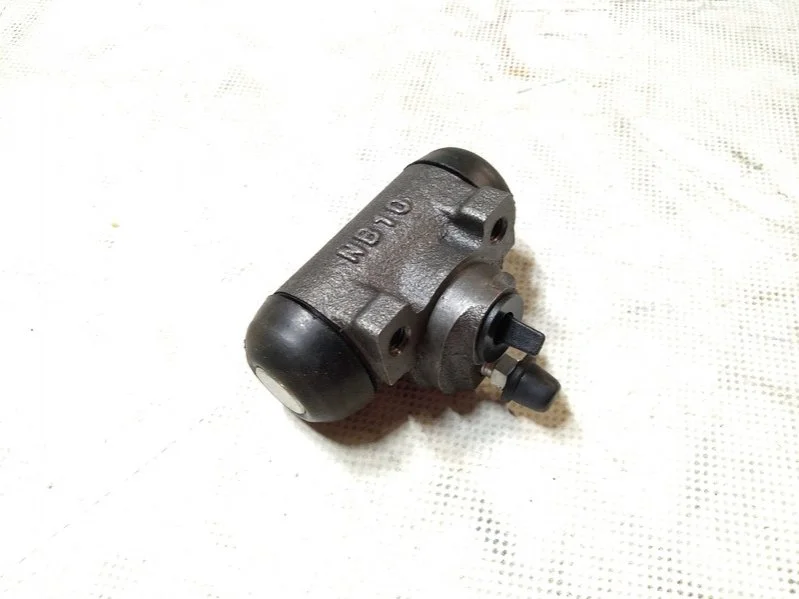 Рабочий тормозной цилиндр FIAT Doblo 00-13, Punto 03-10; LANCIA Ypsilon 03-11 Fiat/Alfa/Lancia 71737953 (фото 1)