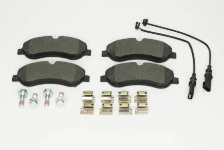 Тормозные колодки передние дисковые FORD 1840479
