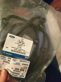 Прокладка клапанной крышки V FORD 1848542