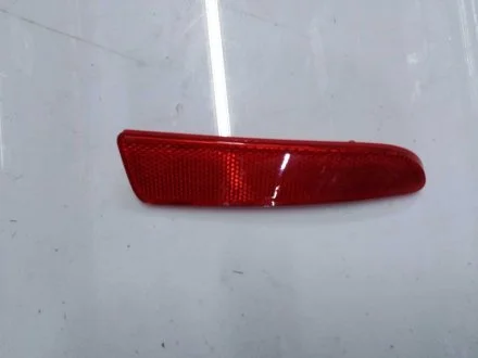 Отражатель бампера заднего левый Mondeo III 00-07 FORD 6S71-515C0-AA
