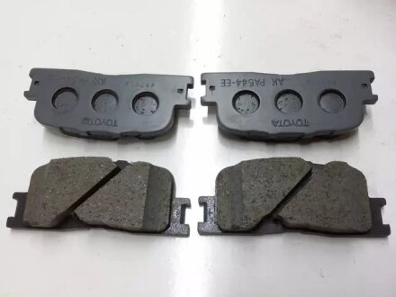 Колодки тормозные дисковые задние TOYOTA Camry 01-06; LEXUS ES 01-06; CHERY Amulet 09-15 FRICTION MASTER MX885