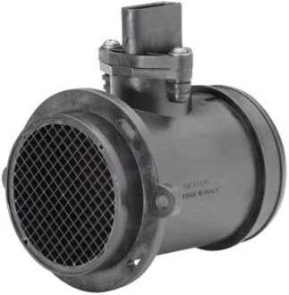 Расходомер воздуха 1.7CDI 16V,2.7CDI 20V,3.2CDI 24V,3.0TD 24V MERCEDES-BENZ C-Class W204 07-14, G-Class W463 90-18, CLK W209 02-10, E-Class W210 94-03, S-Class W220 98-06, A-Class W168 97-04, C-Class W203 00-07 HELLA 8ET009149-231