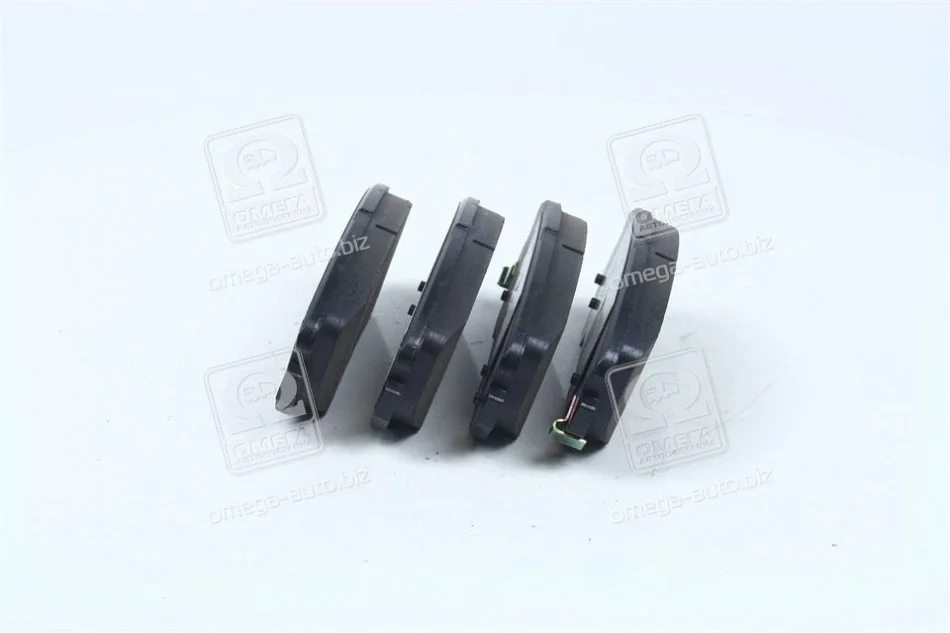 Тормозные колодки передние дисковые Hi-Q (SANGSIN) SP1202 (фото 1)