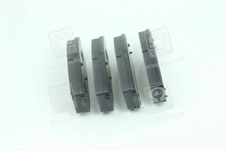 Тормозные колодки передние дисковые Hi-Q (SANGSIN) SP1240 (фото 1)