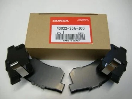 Гальмівні колодки задні дискові HONDA 43022-S5A-J00