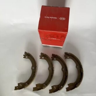 Гальмівні колодки задні барабанні Hyundai/Kia/Mobis 58305D7A00