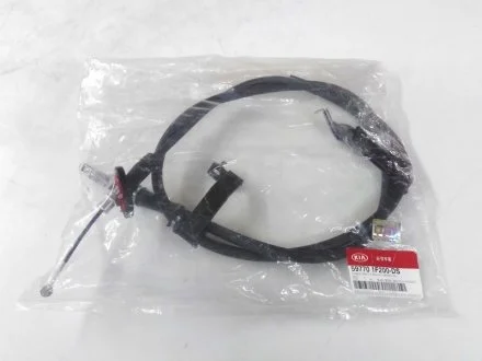 Трос стояночного тормоза правый Hyundai/Kia/Mobis 597701F200