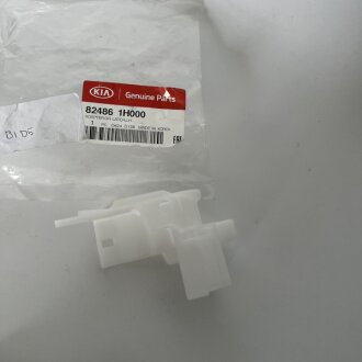 Накладка замка. ручки двери правой/наружн./ Hyundai/Kia/Mobis 824961H000